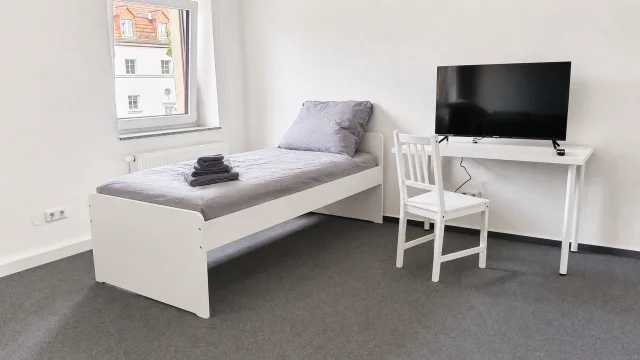 Leuna 1 - Schlafzimmer 4 Bett 1